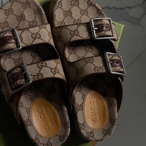 GUCCI SLIDE / SANDAL - Picture 2 of 5